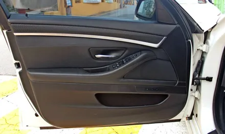 [랩핑거] BMW F10 528I 실내카본 랩핑시공으로 세련된 실내연출 / 양주시 덕정동