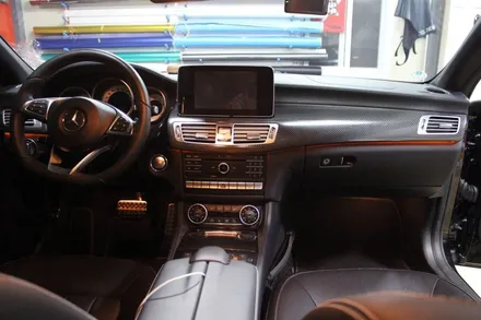 벤츠 CLS350 실내 카본랩핑시공 / 양주시 덕정동