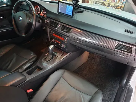 BMW E90 3시리즈 320i 실내카본랩핑 시공_랩핑거 / 양주시 덕정동