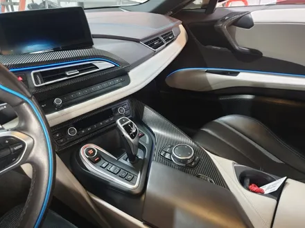 실내카본랩핑시공으로 BMW i8 실내인테리어 업그레이드하기 / 양주시 덕정동