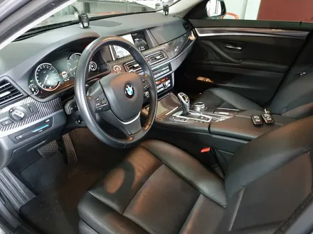 BMW F10 528i 실내카본랩핑으로 멋진 실내연출하세요 / 양주시 덕정동