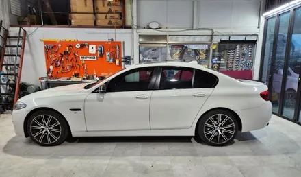 BMW F10 520D 크롬죽이기 부분랩핑으로 멋내기 / 양주시 덕정동