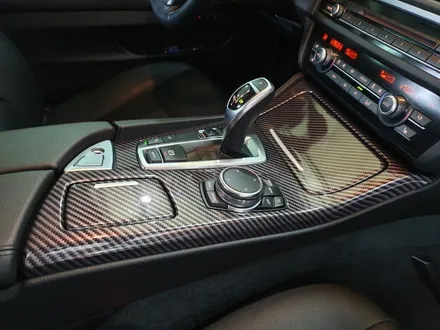 BMW F10 528i 실내카본랩핑으로 멋진 실내연출하세요 / 양주시 덕정동