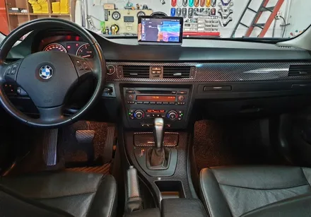 BMW E90 3시리즈 320i 실내카본랩핑 시공_랩핑거 / 양주시 덕정동