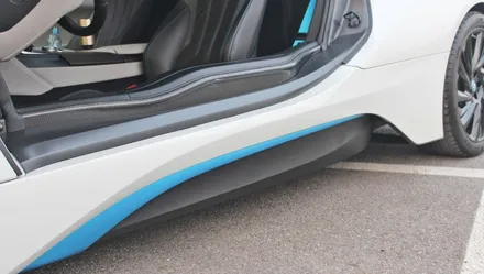 BMW I8 사이드스컷 & 부분 카본랩핑시공 / 양주시 덕정동