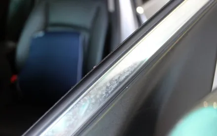 bmw 520d 윈도우크롬몰딩 랩핑시공 / 양주시 덕정동