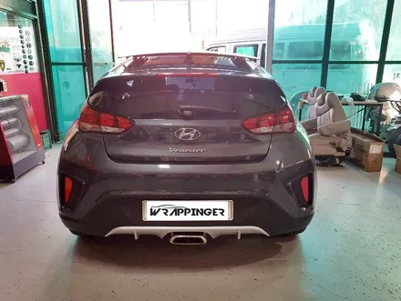 현대 벨로스터 디퓨져 카본랩핑시공으로 스포티함 업그레이드 / 양주시 덕정동