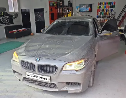 BMW 520D (F10) 세월지난 루프스킨 재시공으로 깨끗하게~ / 양주시 덕정동