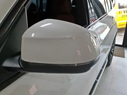 신형 BMW X7 차량의 사이드미러가 카본일때 더 멋진이유는? / 양주시 덕정동
