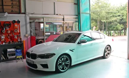BMW 550D 휀다 사이드마커 부분랩핑시공 / 양주시 덕정동