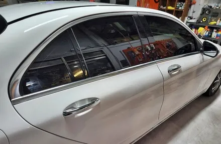 벤츠 w205 C클래스 크롬죽이기 랩핑? / 양주시 덕정동