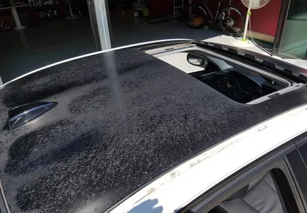 BMW E90 320D 오염된 루프스킨 깨끗히 재시공하세요_랩핑거    서울,남양주,양주,의정부 랩핑전문샾 / 양주시 덕정동