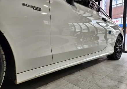 벤츠 C200 (w205) 엠블럼 / 사이드 스커트 포인트 랩핑 / 양주시 덕정동