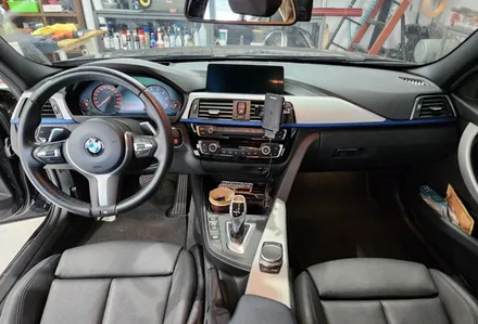양주랩핑 F30 320i 3M 블랙카본 실내랩핑 / 양주시 덕정동