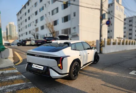 기아 EV4 트렁크 라인 데칼 랩핑 / 양주시 덕정동