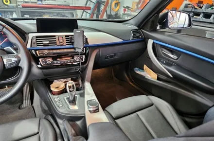 양주랩핑 F30 320i 3M 블랙카본 실내랩핑 / 양주시 덕정동