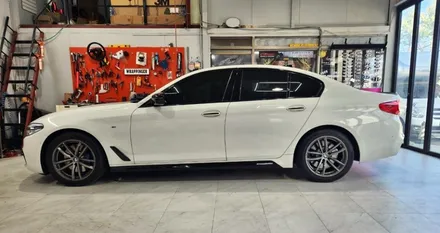 BMW G30 5시리즈 사이드 M퍼포먼스 데칼 / 양주시 덕정동