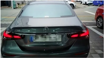 부산 명지 벤츠 W213 E클래스 블락포디 스카이블루 썬팅 재시공입니다