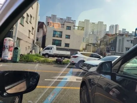 명지 BMW 7시리즈 G11 레이노 썬팅 재시공입니다