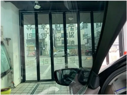 부산 명지 썬팅 BMW 5시리즈 G30 썬팅 재시공 및 아이나비 블랙작스 장착입니다