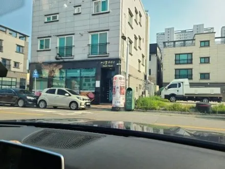 명지 BMW 7시리즈 G11 레이노 썬팅 재시공입니다