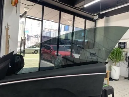 명지썬팅 테슬라 모델3 레이노 F95 썬팅 및 파인뷰 블랙박스 시공입니다