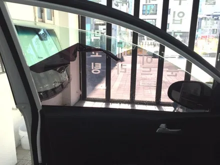 명지 썬팅 스포티지QL 레이노 썬팅 및 블랙박스 장착입니다