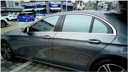 부산 명지 벤츠 W213 E클래스 블락포디 스카이블루 썬팅 재시공입니다
