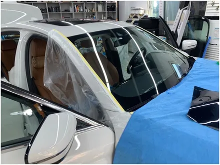 부산 명지 BMW 5시리즈 G30 차량 썬팅 재시공 작업입니다