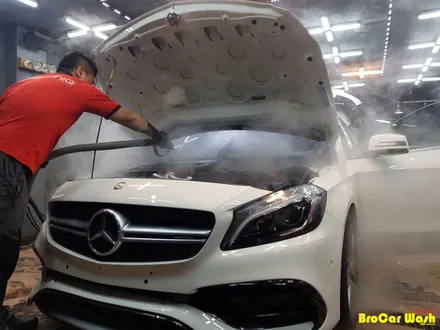 강서구 마곡 지구 벤츠 A45 AMG 자동차 광택 벤츠  강서구 차량 내부 스팀세차장 / 서울 강서