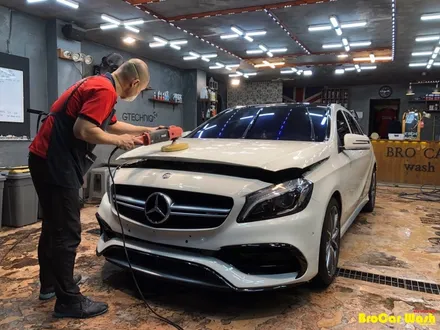강서구 마곡 지구 벤츠 A45 AMG 자동차 광택 벤츠  강서구 차량 내부 스팀세차장 / 서울 강서