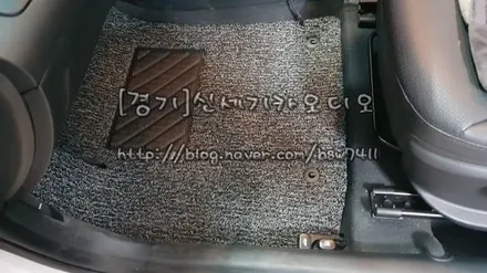 [현대 아반떼ad 퓨어매트시공] 오산 동탄 수원 향남 송탄 네비게이션 블랙박스 경보기 광각미러 오디오 썬팅 코팅 / 평택 오산 안성