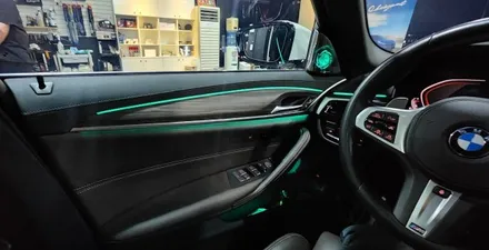 오산 bmw g30회오리트위터 엠비언트 시공  오산 동탄 수원 향안 평태 송탄 / 평택 오산 안성