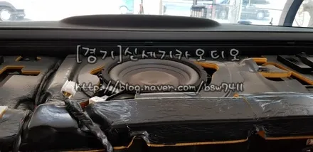 오산동탄송탄수원네비매립경보기블랙박스광각미러블래박스보조밧데리불스원미러세라믹코팅에쿠스기어봉※에쿠스리무진서브우퍼교환시공※ / 평택 오산 안성