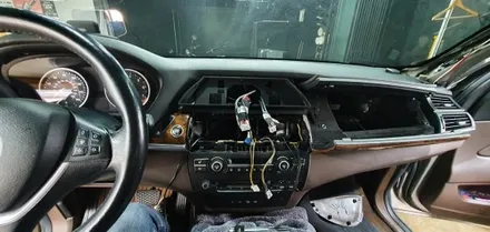 bmw x5 안드로이드 모니터 시공      오산 동탄 수원 향남 평택 송탄 / 평택 오산 안성