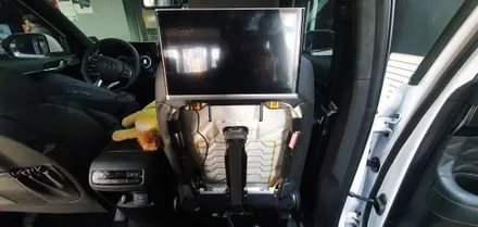 오산펠리세이드 안드로이드 리어모니터시공  오산 동탄 수원 향남 평택 송탄 / 평택 오산 안성