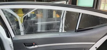 오산썬팅 현대 아반떼ad기존썬팅 제거후 열차단썬팅 시공 오산 동탄 수원 향남 평택 송탄 / 평택 오산 안성