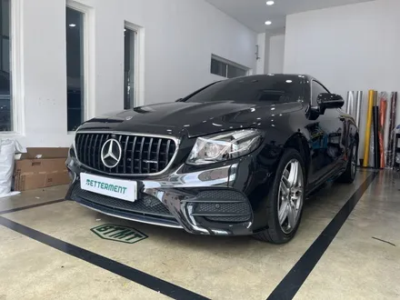 벤츠 w213 e-class coupe 전체크롬죽이기(3m gloss black) / 수원 영통구 하동