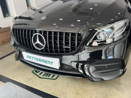 벤츠 w213 e-class coupe 전체크롬죽이기(3m gloss black) / 수원 영통구 하동