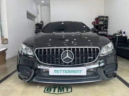 벤츠 w213 e-class coupe 전체크롬죽이기(3m gloss black) / 수원 영통구 하동