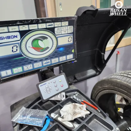 부산 bmw x4 유광블랙 도색은 부산휠과 상의하세요 / 부산 금정, 북구, 동래, 기장, 양산