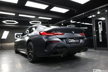 블루에서 KPMF 무광 마그네틱 블랙 / BMW 850i / 코션 래핑 / 과천시 주암동