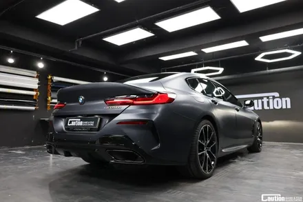 블루에서 KPMF 무광 마그네틱 블랙 / BMW 850i / 코션 래핑 / 과천시 주암동