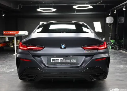 블루에서 KPMF 무광 마그네틱 블랙 / BMW 850i / 코션 래핑 / 과천시 주암동