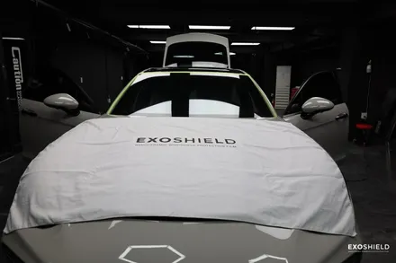포르쉐 파나메라 4 하이브리드 / 엑소쉴드 ExoShield / 윈드쉴드 보호필름 / 과천시 주암동