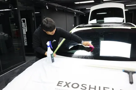 포르쉐 파나메라 4 하이브리드 / 엑소쉴드 ExoShield / 윈드쉴드 보호필름 / 과천시 주암동