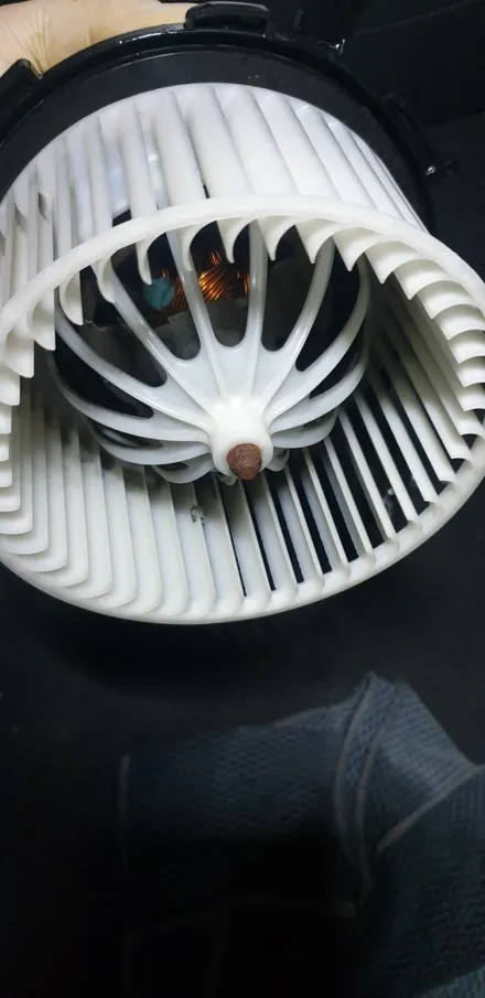 성동구 마장동 아우디 A4 에바크리닝으로 에어컨 쾌쾌한 냄새는 이제 안녕 / 남양주시 덕소