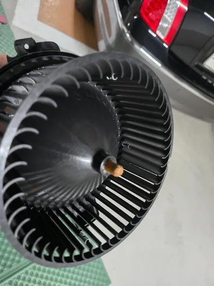 동대문 에바크리닝 포르쉐 카이엔 3세대 에어컨악취제거 탈거 난이도 최상 완벽 해결 실력 업체 / 남양주시 덕소