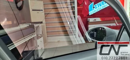 포르쉐 파나메라 비내림현상으로 측면 전면 대전썬팅재시공과 몰딩 팰트지작업하기 (틴팅디플렉터) / 대전 서구