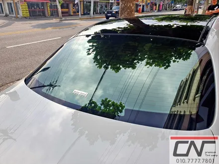 대전솔라가드프리미엄 * 벤츠 W213 E300 빛바랜 필름 제거 후 솔라가드퀀텀 재시공기 / 대전 서구